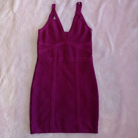 Guess Dresses & Skirts - Guess Nwot Bodycon dress size s
